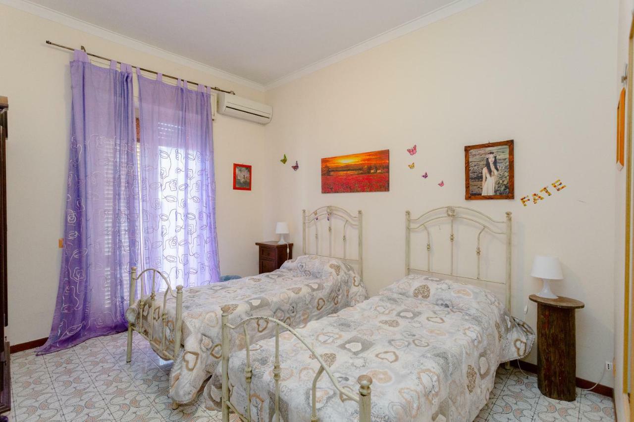 カターニア A Casa Di Marco Bed & Breakfast エクステリア 写真